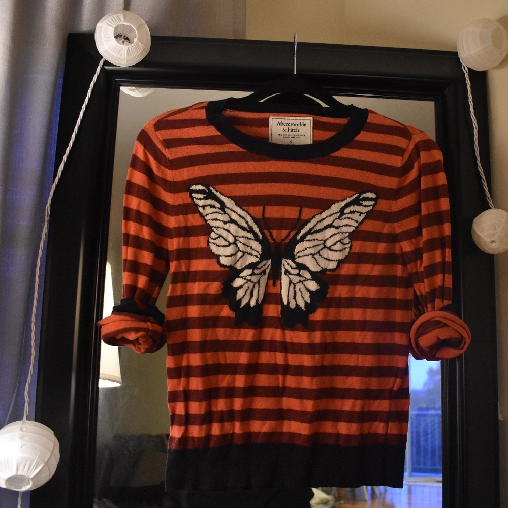 Abercrombie & Fitch Butterfly Sweater